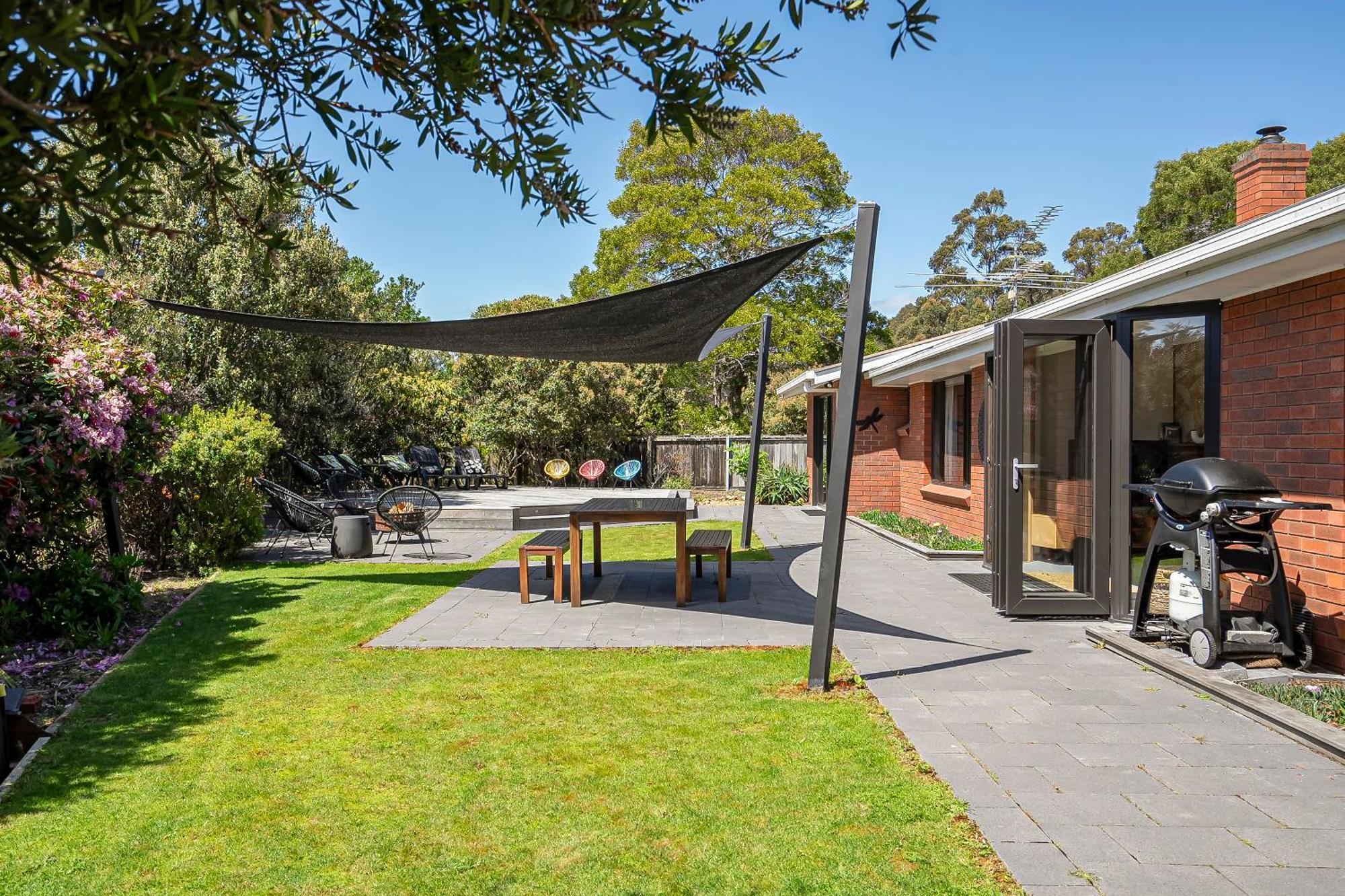 Lumeah Retreat Bruny Island Villa Adventure Bay Exterior photo
